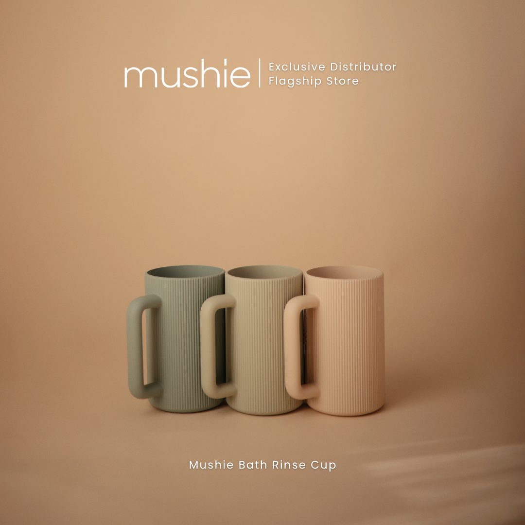 Mushie Bath Rinse Cup