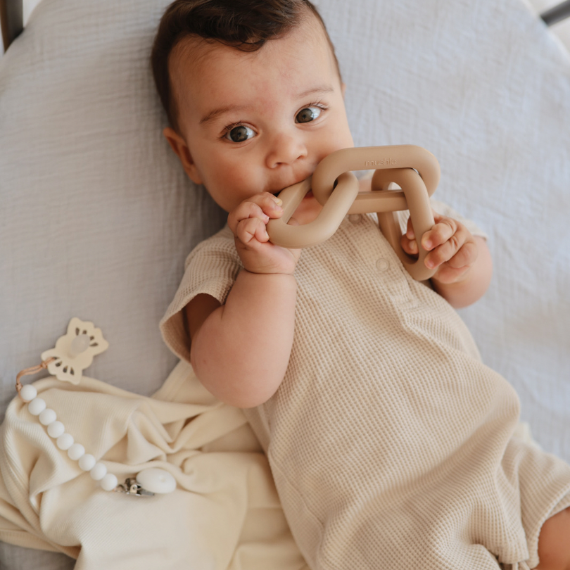 MUSHIE Links Teether