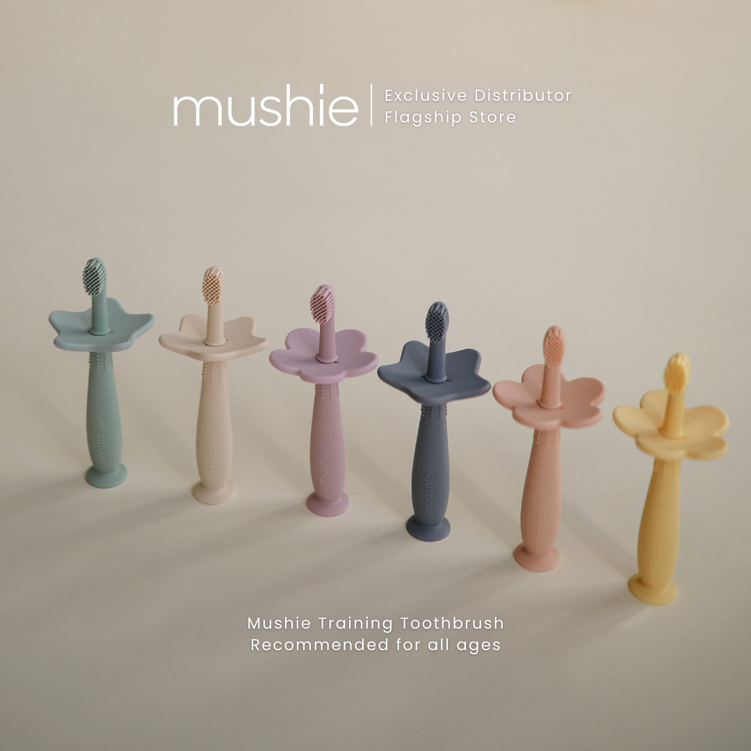 MUSHIE Silicone Training Toothbrush