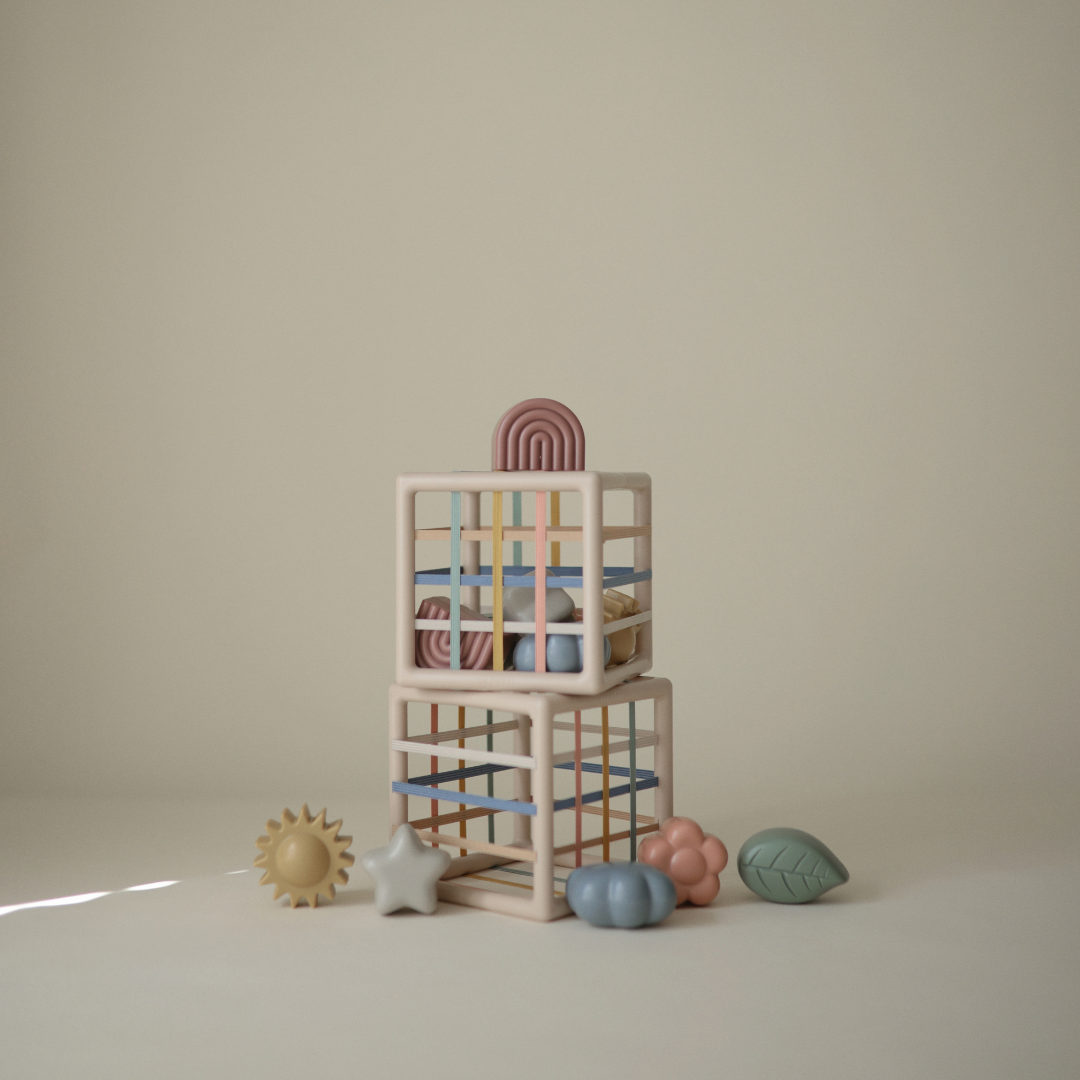 Mushie Elastic Shape Sorter