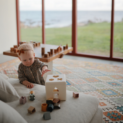 MUSHIE Shape Sorting Box