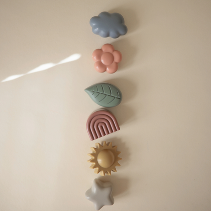 Mushie Elastic Shape Sorter