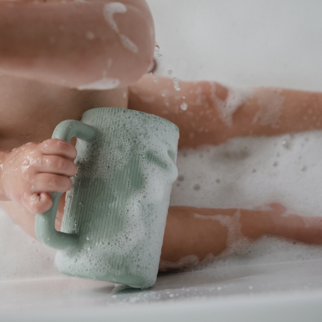 Mushie Bath Rinse Cup