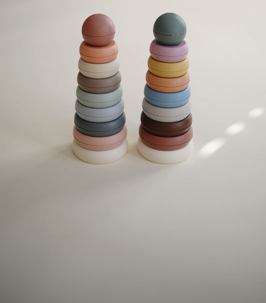 MUSHIE Stacking Rings Ringtower Toy