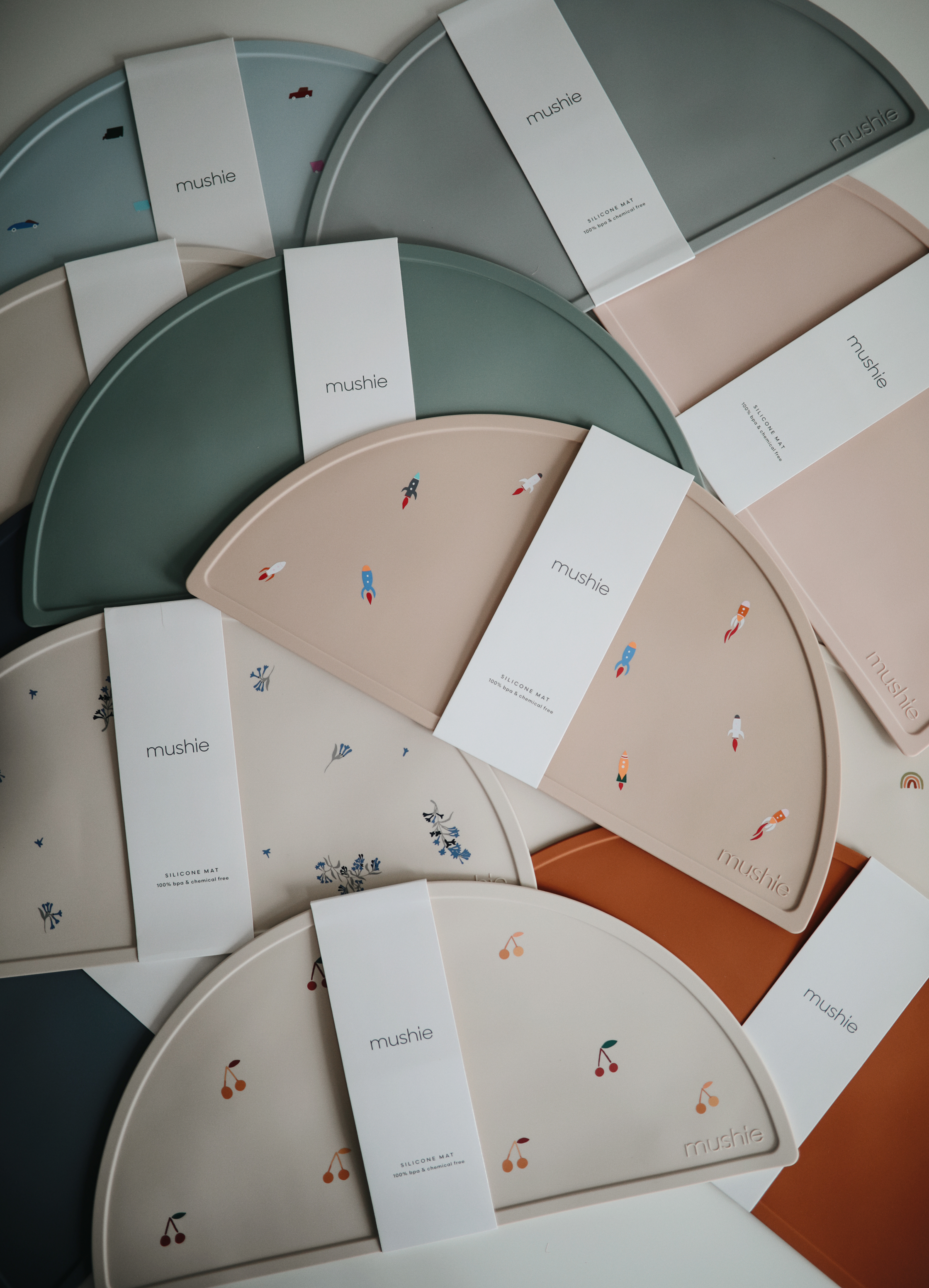 MUSHIE Silicone Place Mat