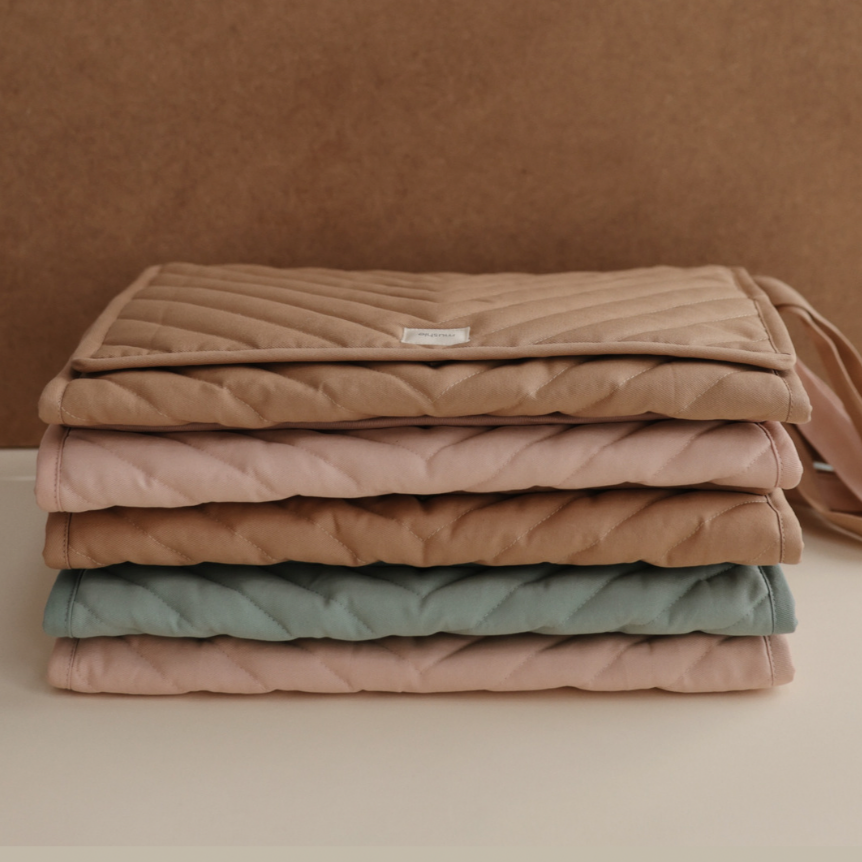 MUSHIE Portable Changing Pad