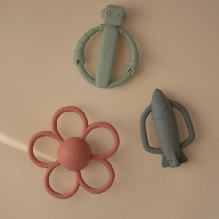 MUSHIE Rattle Teether