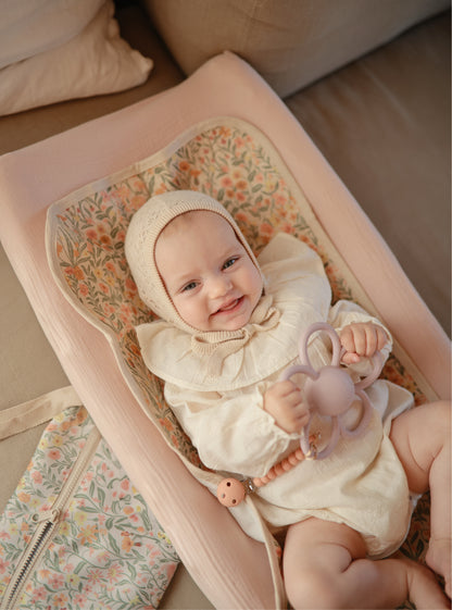 MUSHIE Rattle Teether