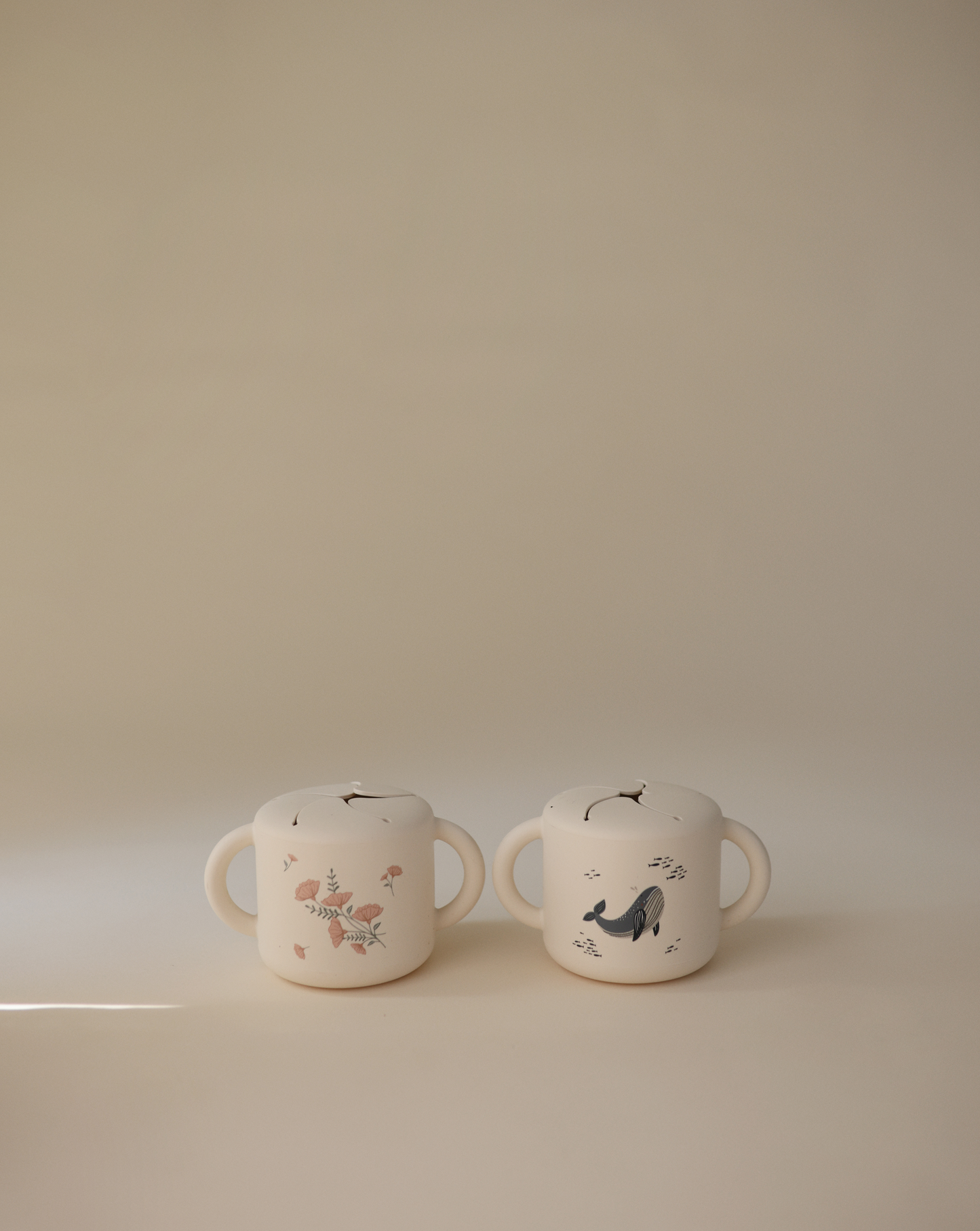 MUSHIE Silicone Snack Cup