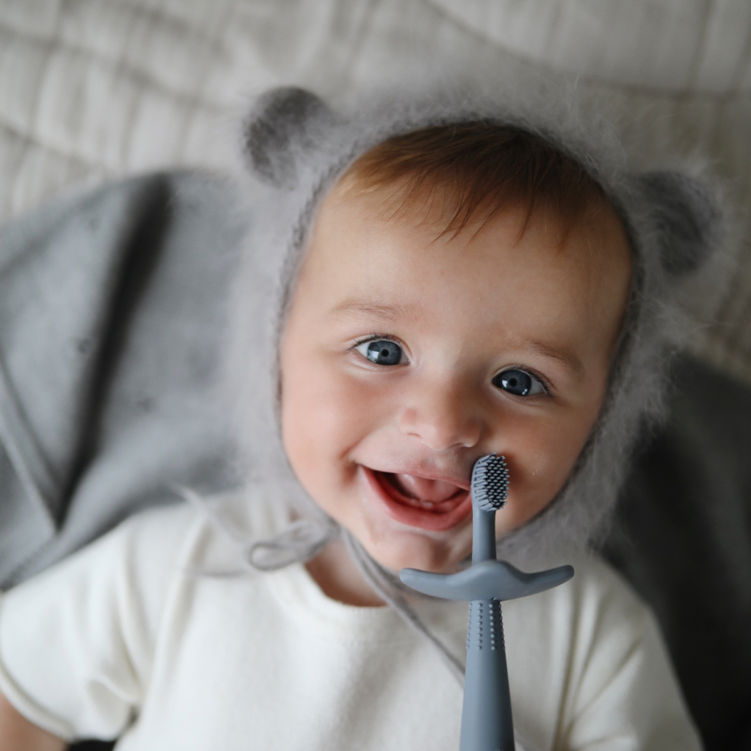 MUSHIE Silicone Training Toothbrush