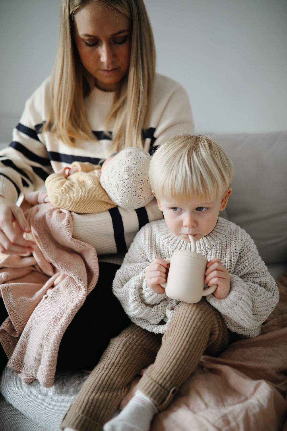 MUSHIE Silicone Training Cup + Straw