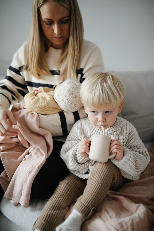 MUSHIE Silicone Training Cup + Straw