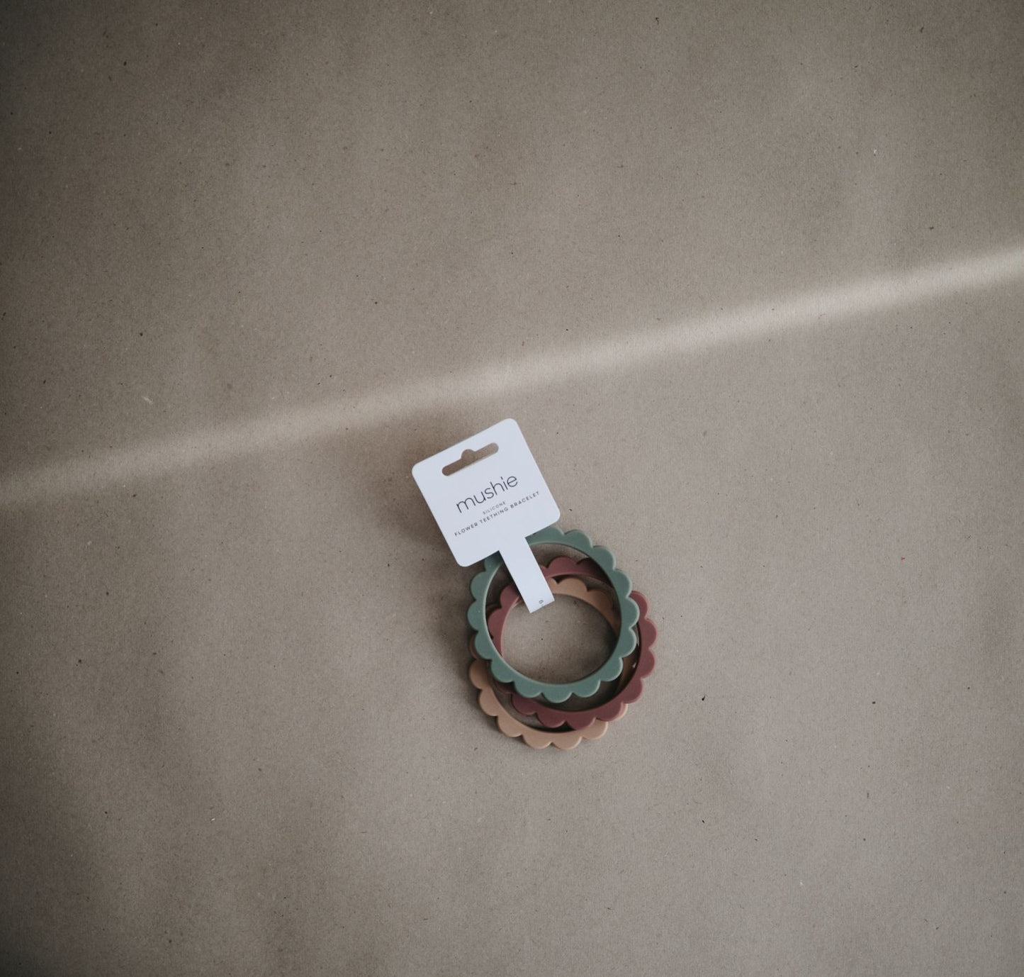 MUSHIE Flower Teether Bracelet