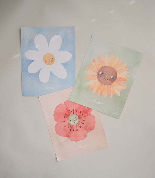 MUSHIE Floral Poster Set (Bloom/Love/Shine)