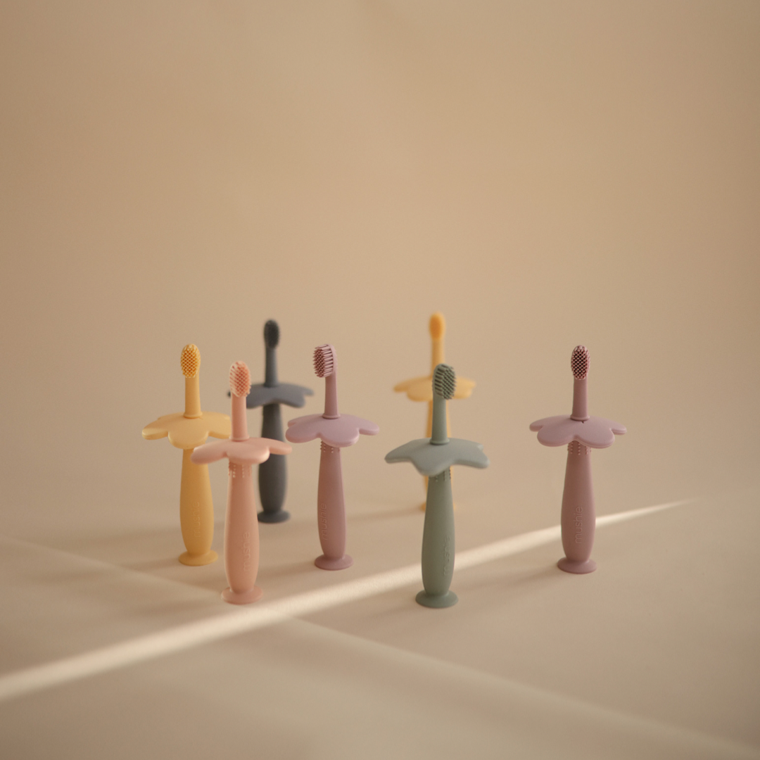 MUSHIE Silicone Training Toothbrush