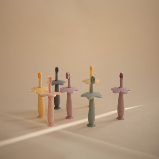 MUSHIE Silicone Training Toothbrush
